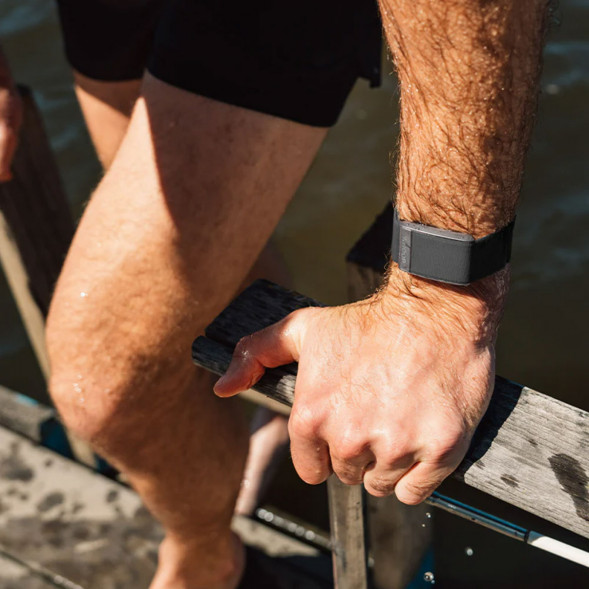 Ремешок для фитнес - браслета Whoop 4.0 HydroKnit Band (Storm Grey) в Нальчике