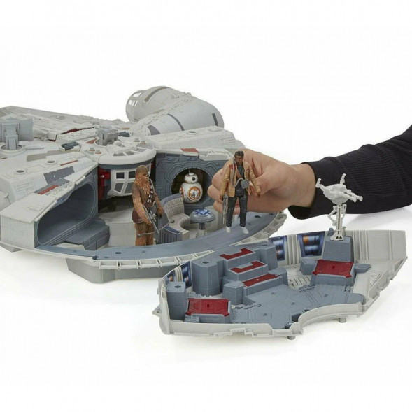 Игровой набор Star Wars (Hasbro) Флагманский космический корабль Звездных войн (B3678) в Нальчике