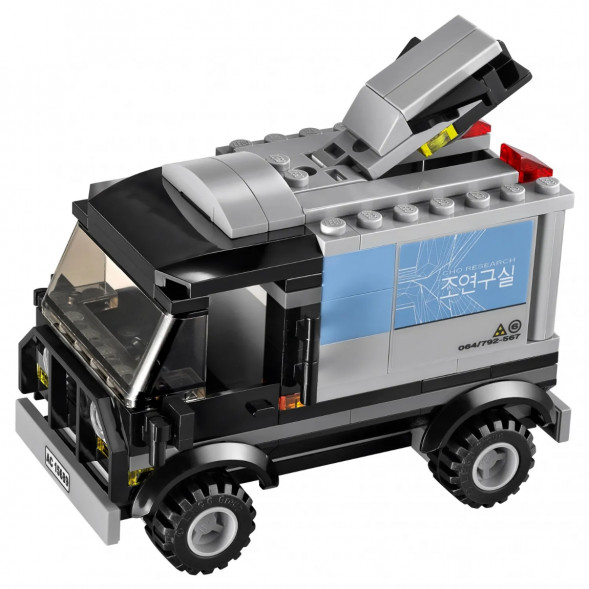 Конструктор LEGO Super Heroes 76032 Погоня на Квинджете Мстителей в Нальчике