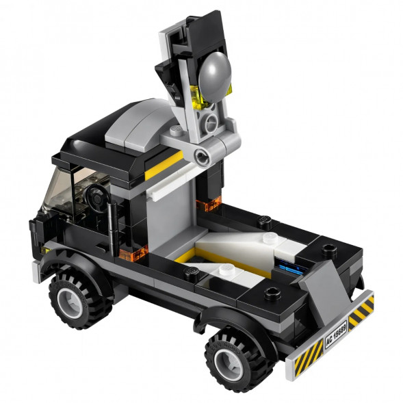 Конструктор LEGO Super Heroes 76032 Погоня на Квинджете Мстителей в Нальчике