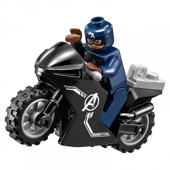 Конструктор LEGO Super Heroes 76032 Погоня на Квинджете Мстителей в Нальчике