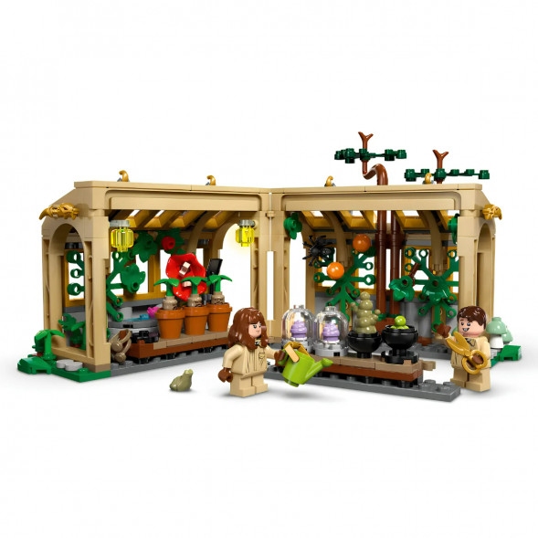 Конструктор LEGO Harry Potter 76445 Замок Хогвартс: Урок травологии в Нальчике