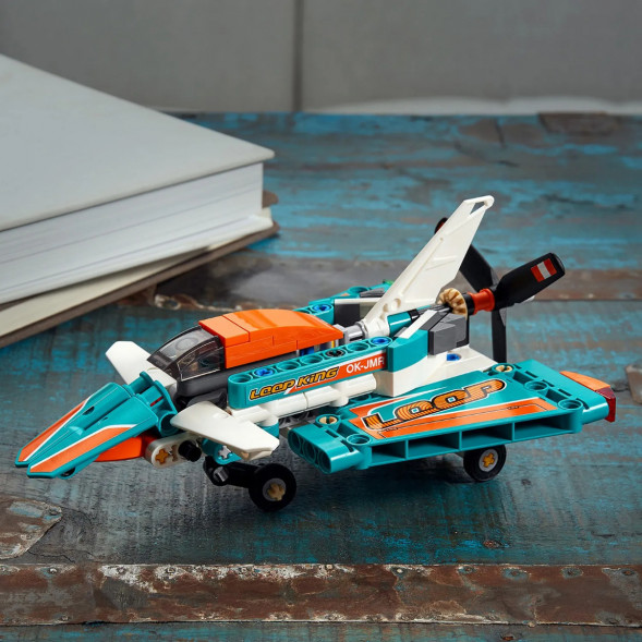 Конструктор LEGO Technic 42117 Гоночный самолёт в Нальчике