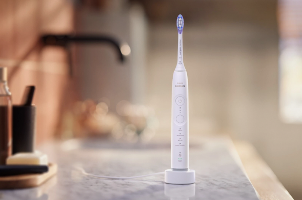Электрическая зубная щетка Philips Sonicare Series 7100 HX7420/01 (белая) в Нальчике