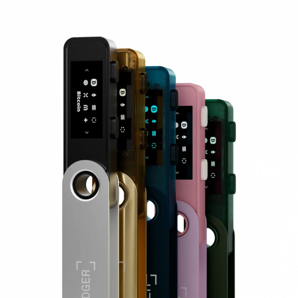 Криптокошелек Ledger Nano S Plus 1 шт., Sapphire Blue в Нальчике