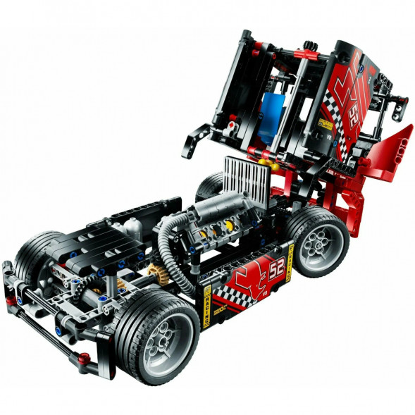 Конструктор LEGO Technic 42041 Гоночный грузовик в Нальчике