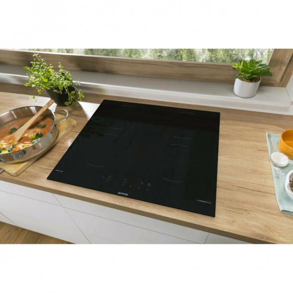 Индукционная варочная панель Gorenje GI6401BSCE, черный в Нальчике